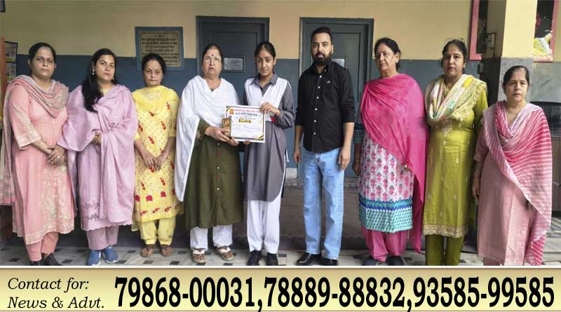 फाजिल्का की इशिता ठकराल ने राज्य स्तरीय विज्ञान मेले में पाया दूसरा स्थान